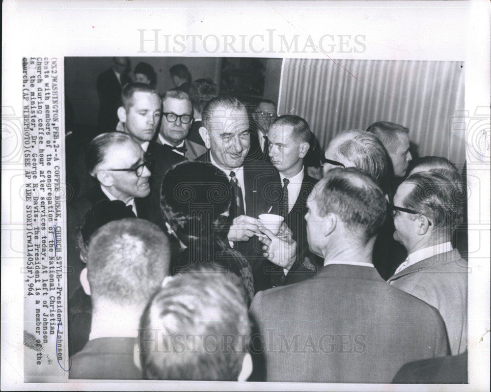 1964 Press Photo President Johnson , Dr. George R. Davis, Natl Christian Church - Historic Images