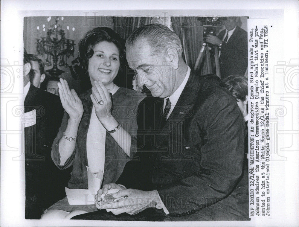 1964 Press Photo Pres.Johnson with daughter Linda Bird. - Historic Images