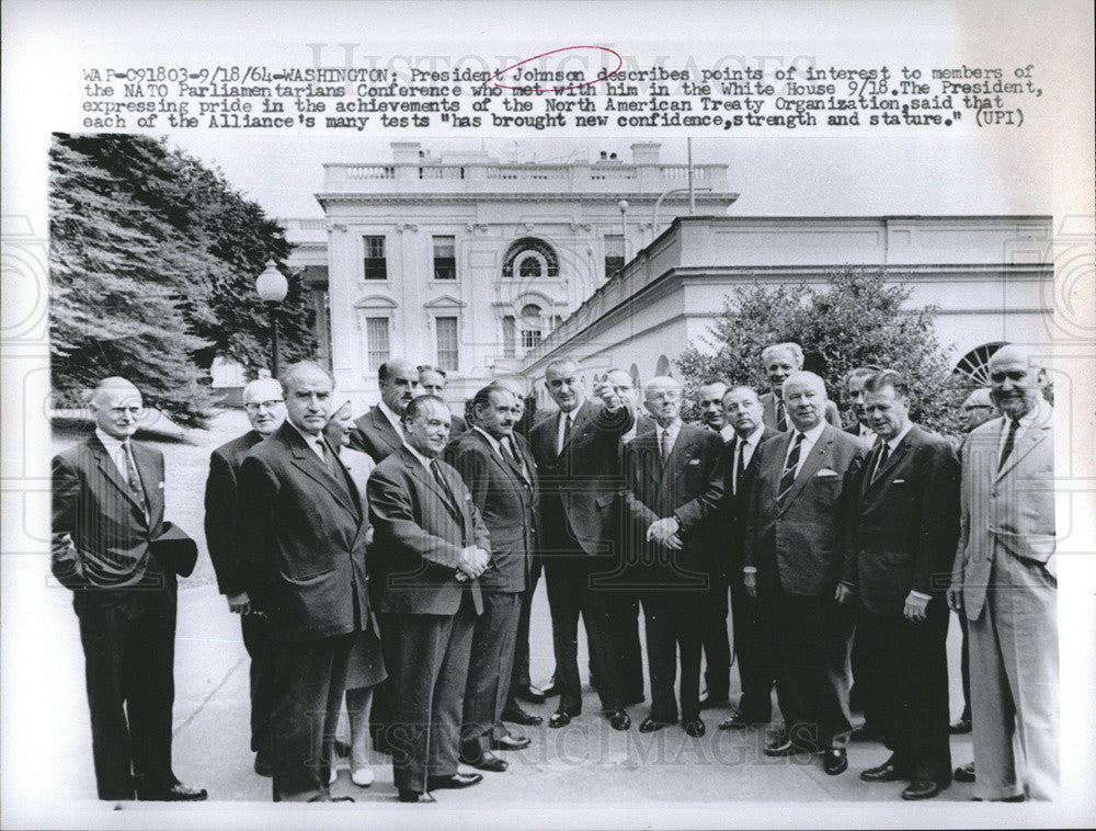 1964 Press Photo President Lyndon B. Johnson NATO Parliamentarians  White House - Historic Images