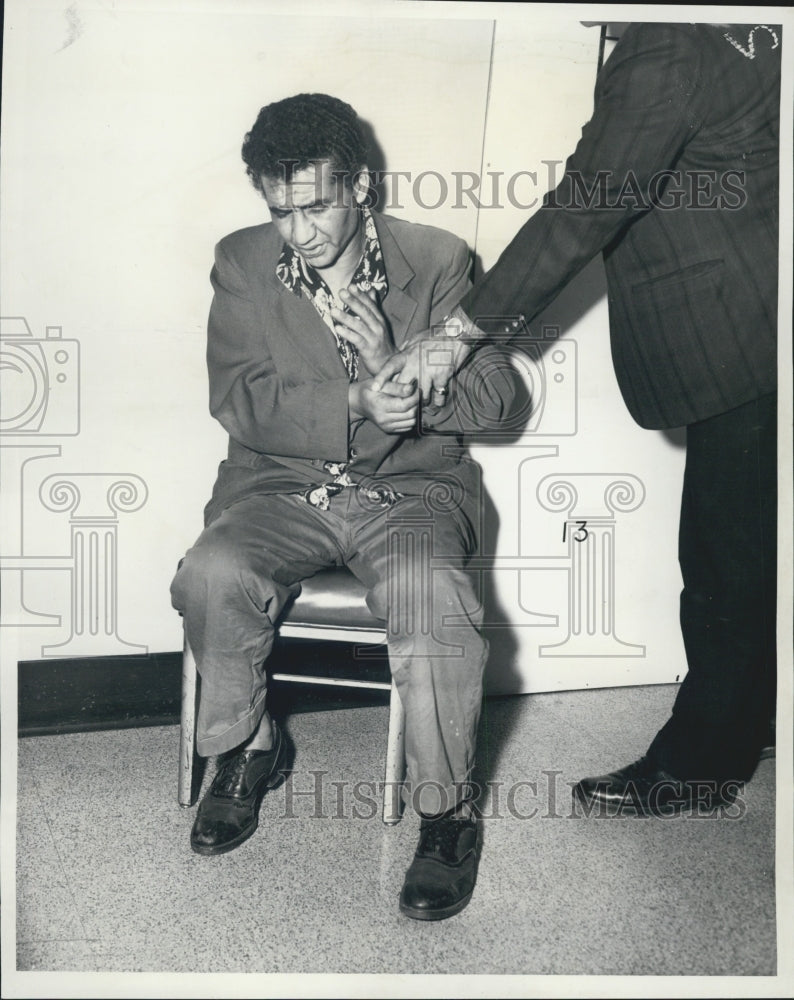 1964 Escaped Police Killer Anthony Miranda Pulling From Policeman - Historic Images