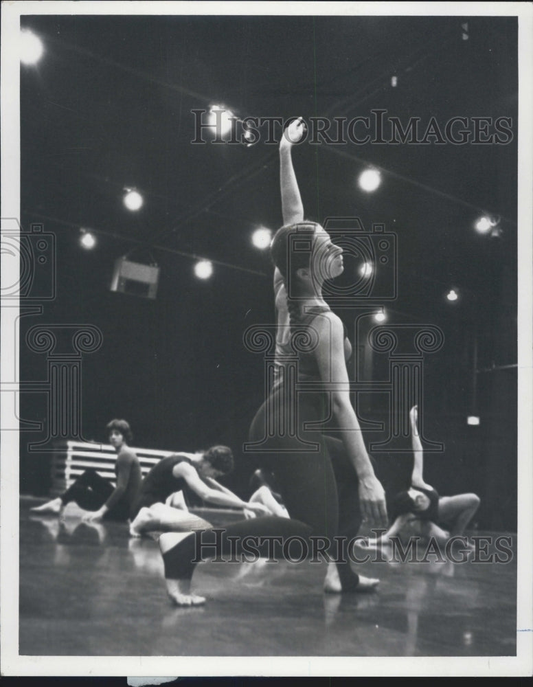 1973 Kasla Mintch in Columbia College&#39;s Dance Troupe - Historic Images