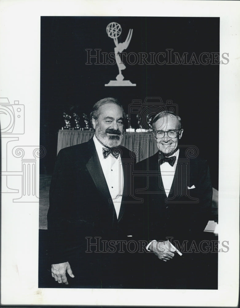 1990 Press Photo Emmy Award Attendees. - Historic Images