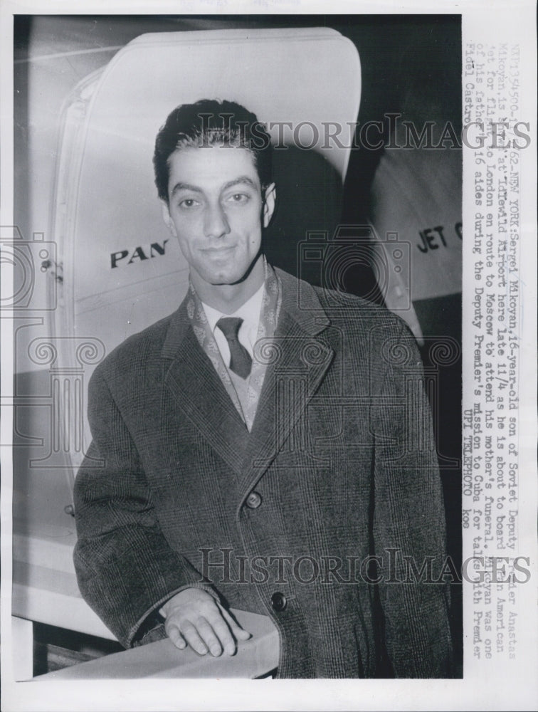 1962 Press Photo Sergei Mikoyan Idlewild Airport Soviet - RSG00359 - Historic Images