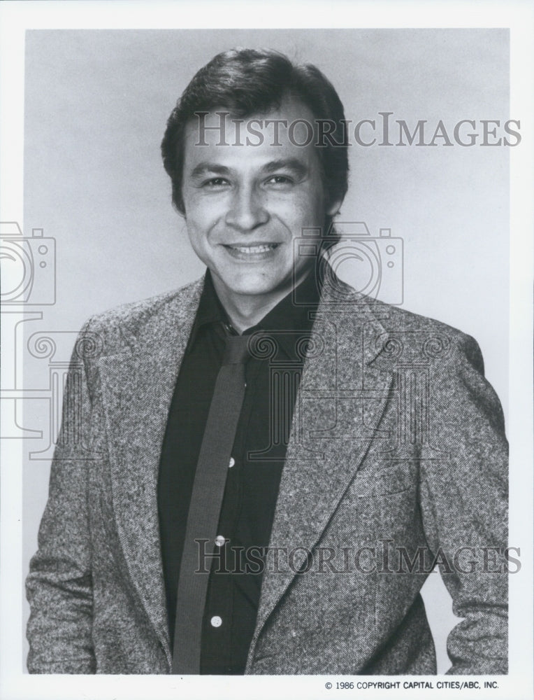 1986 Press Photo of Richard Yniguez in the TV series &quot;Ohara&quot; - Historic Images