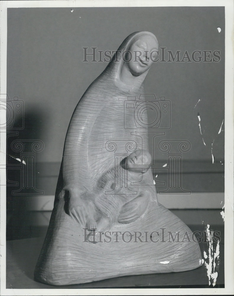 1958 Greta Meyer&#39;s &quot;Madonna and Child&quot; - Historic Images