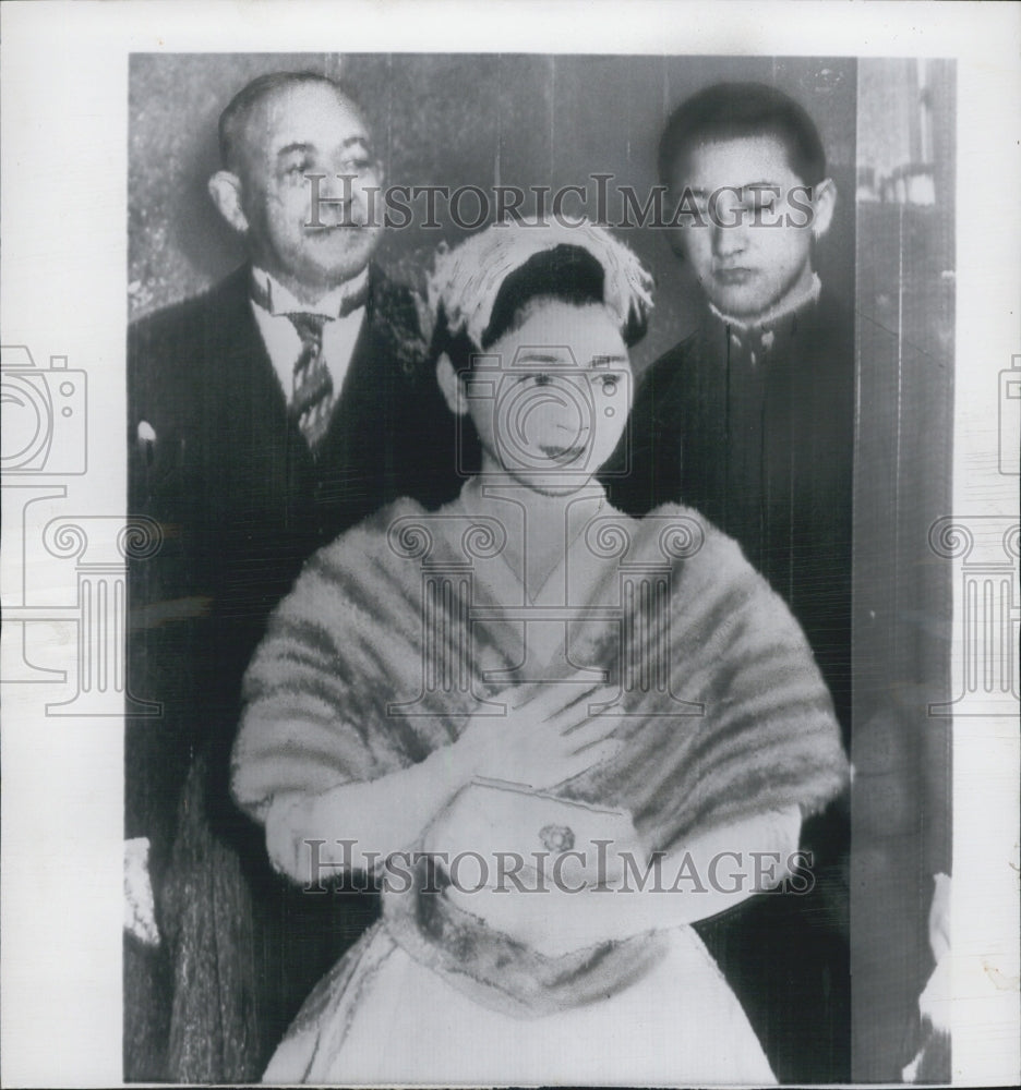 1959 Michiko Shoda Leaving Tokyo Home To Marry prince Akihito - Historic Images