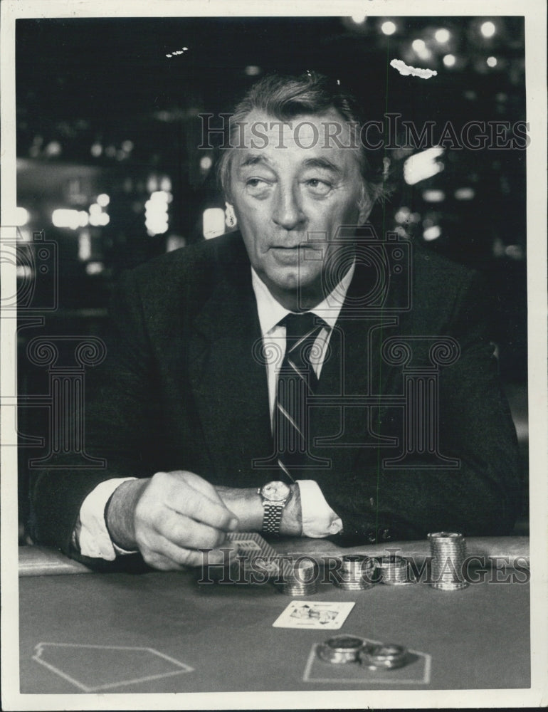 1983 Press Photo Actor Robert Mitchum as Argie Dickenson - Historic Images