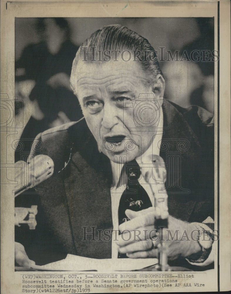 1975 Elliot Roosevelt testifies before senate subcommittee - Historic Images