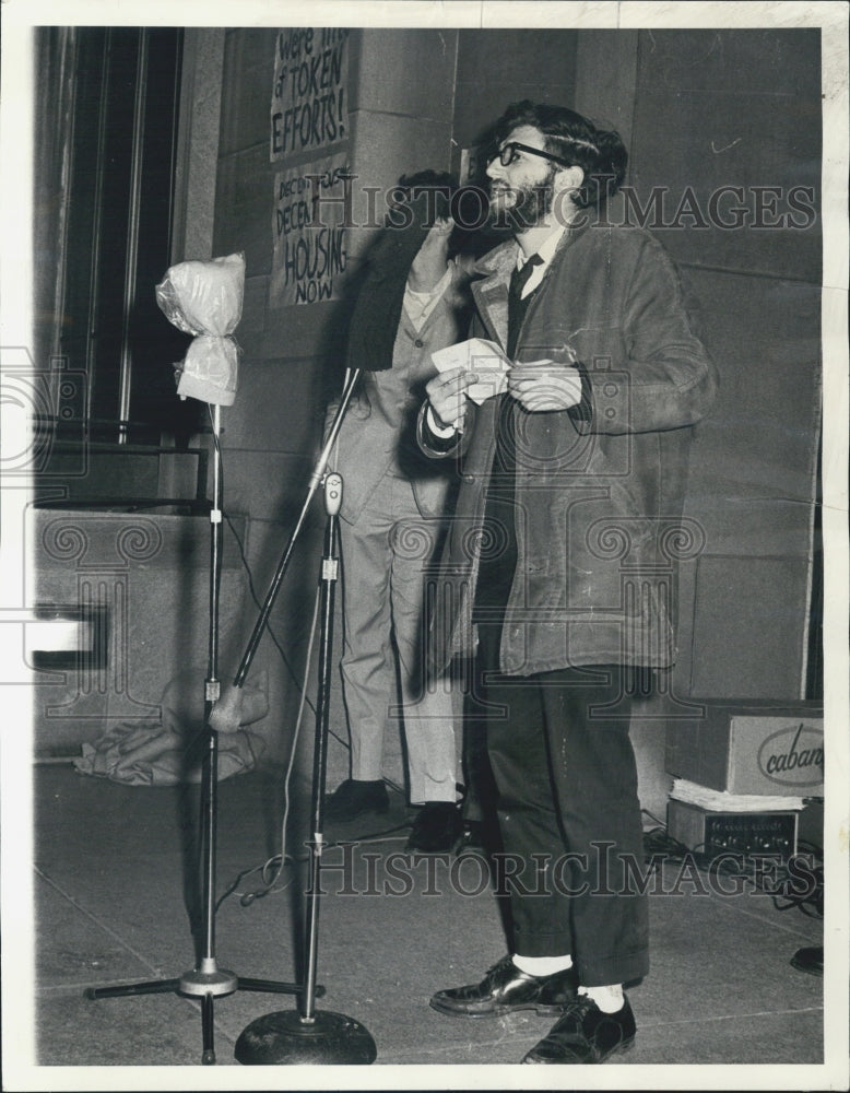 1966 Peter Rabidowitz Graduate student demonstration sleep in - Historic Images