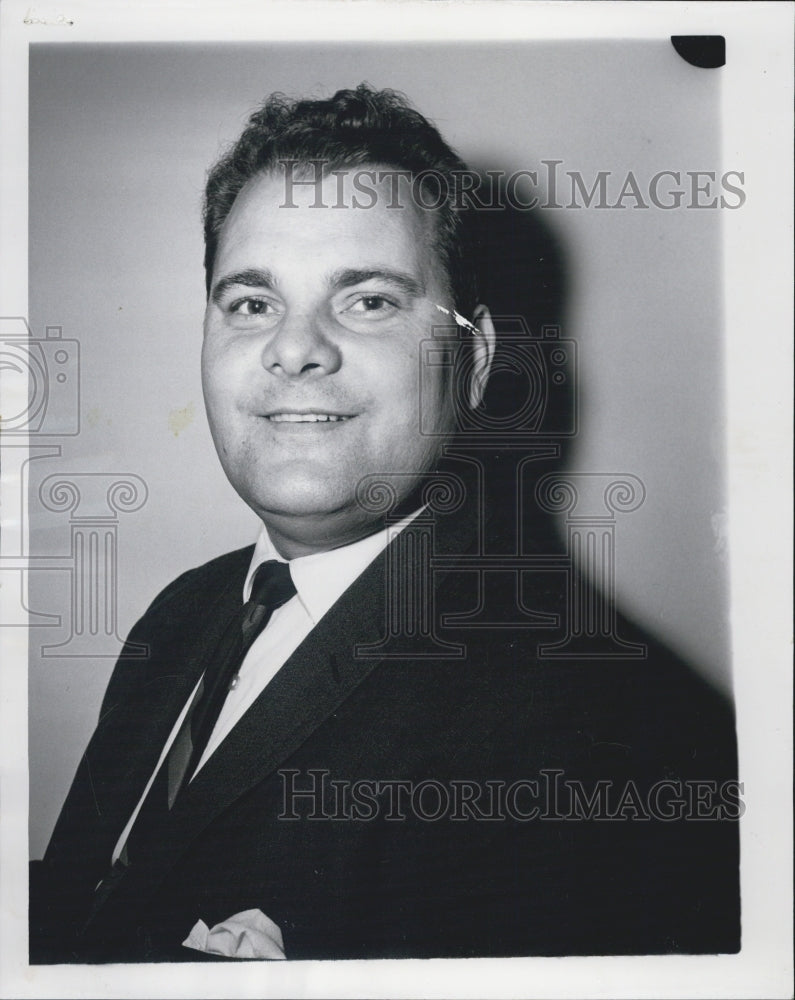 1962 Press Photo Rev. Michael M. Pszyk Jr. Head of Cuban resettlement program - Historic Images