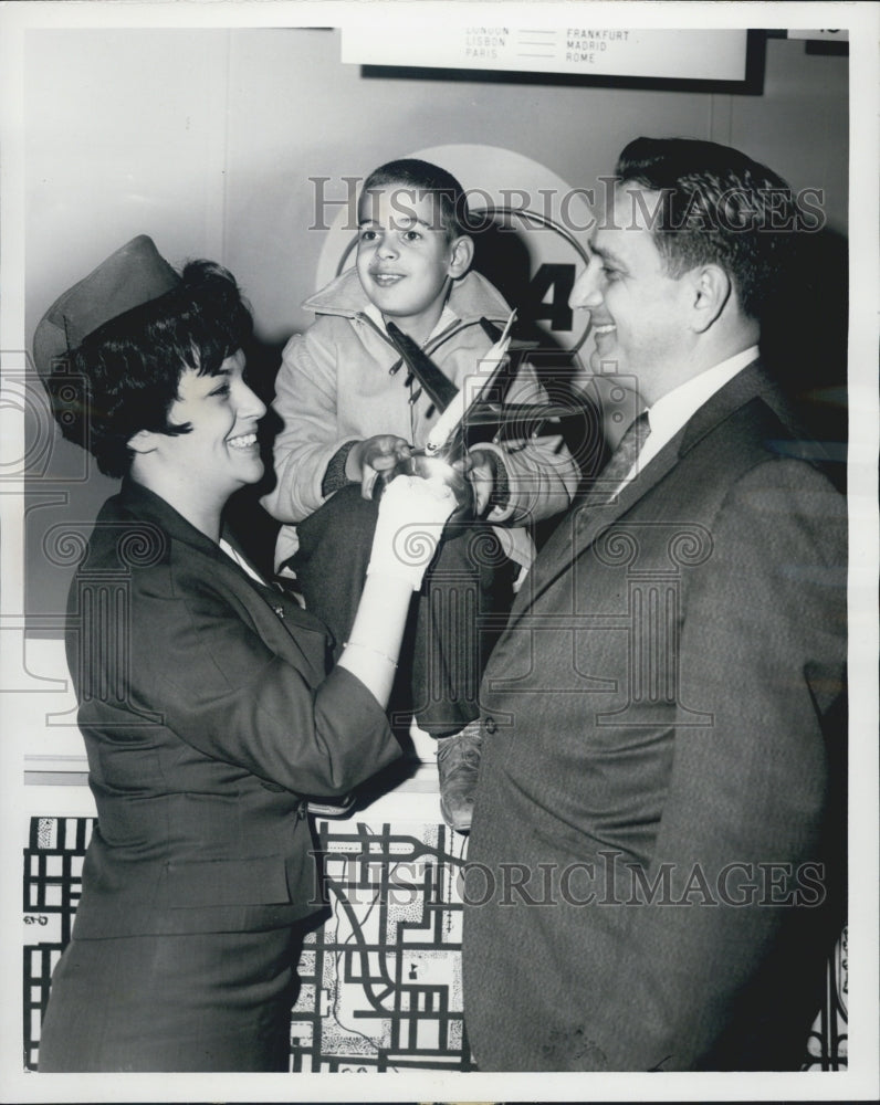 Press Photo Anastasios Litinas Martine Boucet A Steve Betzelos - Historic Images