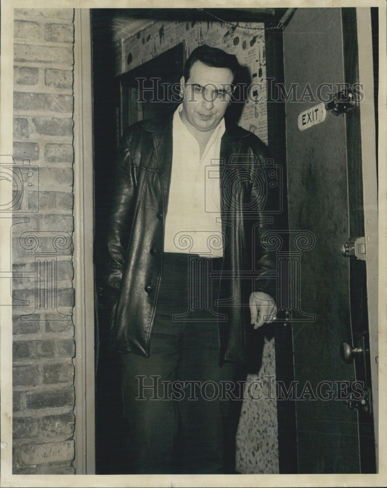 1964 Press Photo Eugene Yocca Jean's Restaurant - RSG02483 - Historic Images