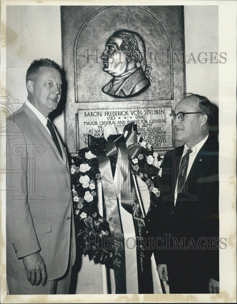 1964 Press Photo Gen Frederick Von Steuben plaque in post office ...