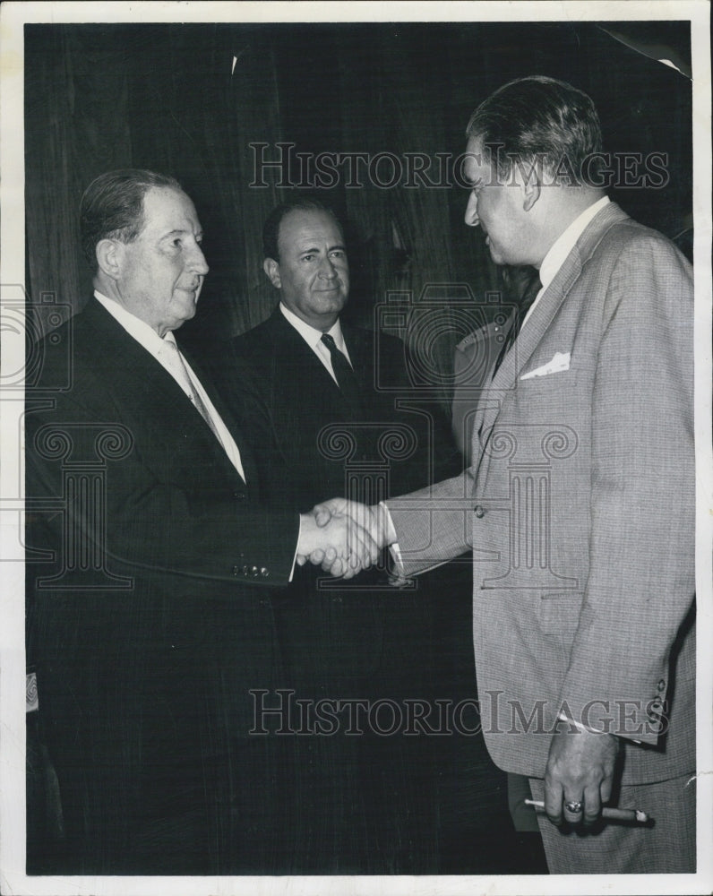 1960 Irving Pfaum President General Miguel Ydigoras Fuentes - Historic Images