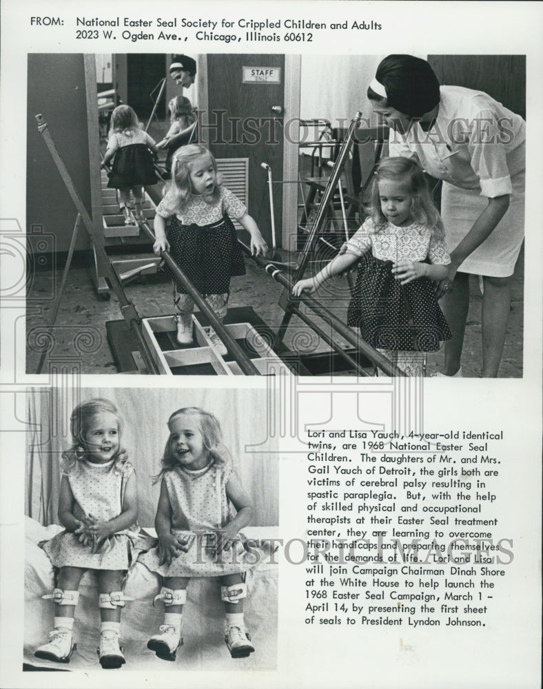 1968 Press Photo Identical Twins Lori Lisa Yauch Cerebral Palsy With Therapists - Historic Images