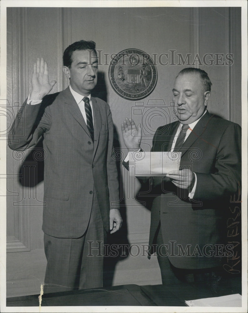 1966 Leonard Miska Pres of Southtown Music Corp - Historic Images