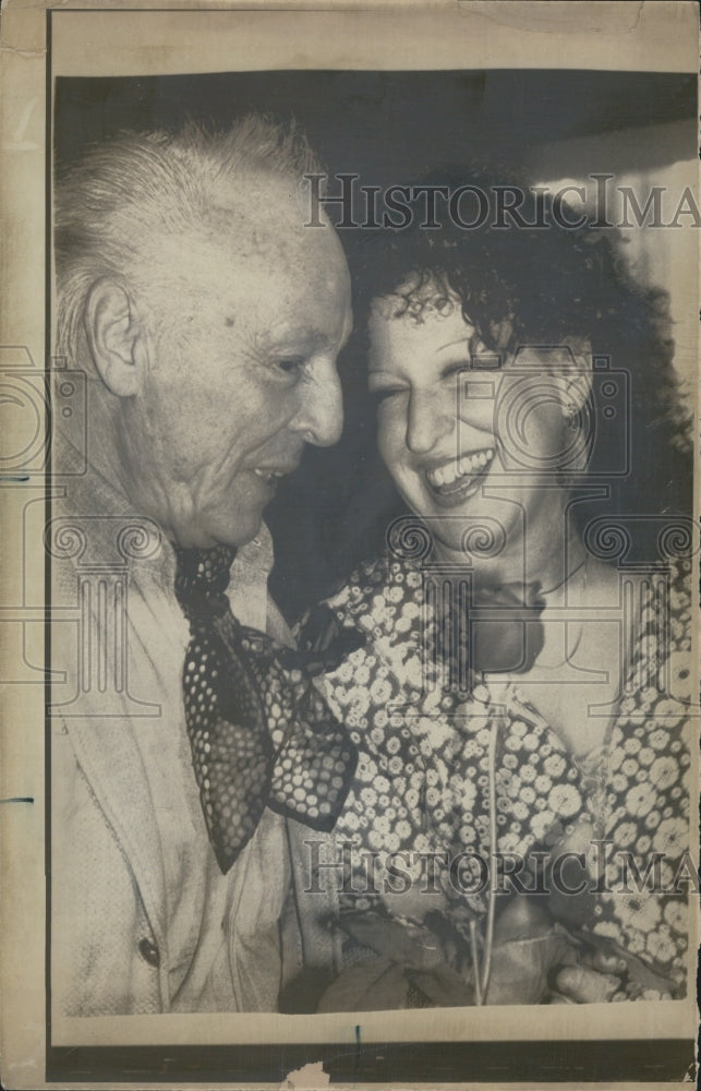 1976 Singer Bette Midler - Historic Images