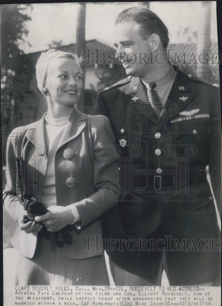 1944 Film Actress Faye Emerson and Col. Elliott Roosevelt engaged - Historic Images