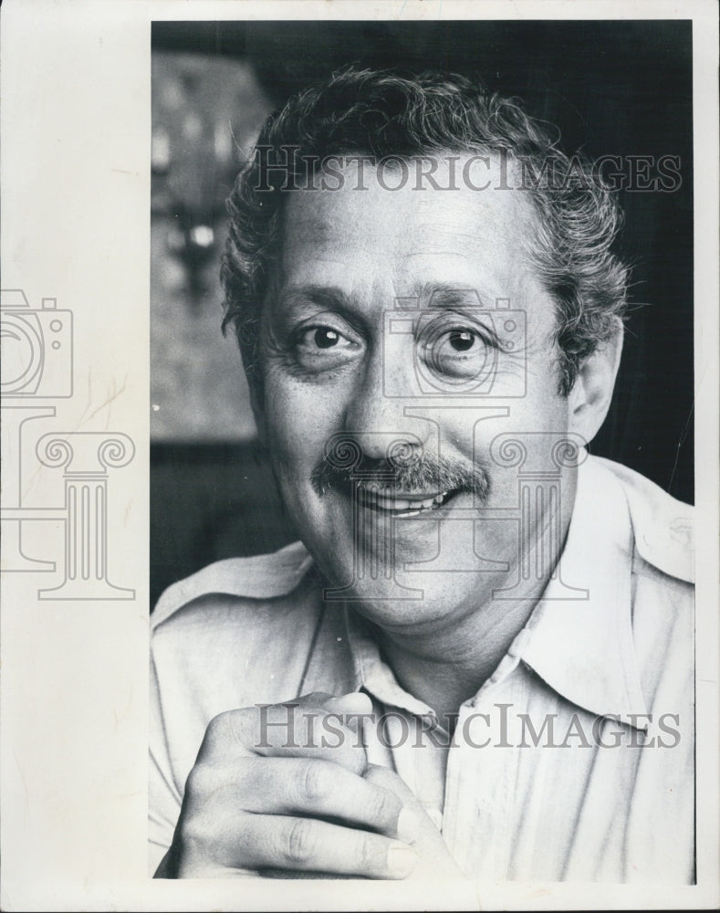 1977 Press Photo Mike Nussbaum American Actor - Historic Images