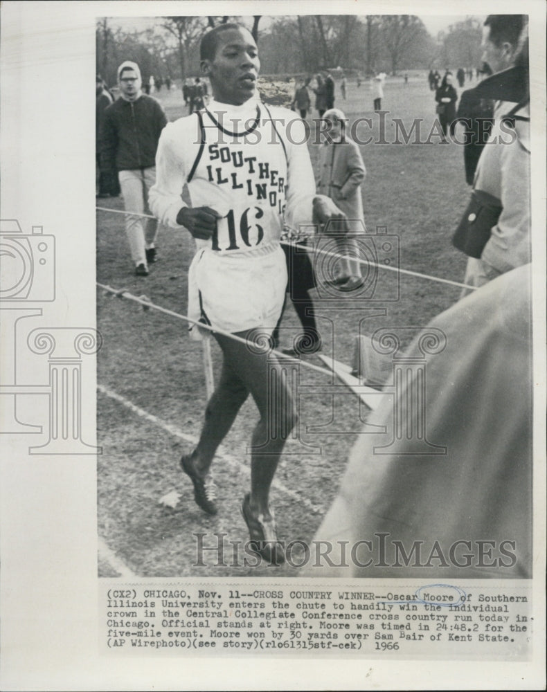 1966 Oscar Moore Southern Illinois University Cross Country Running - Historic Images