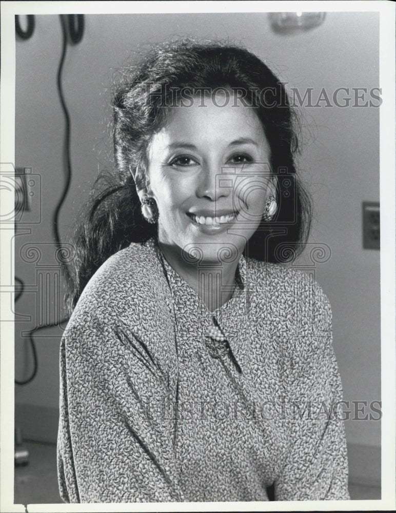 1986 Press Photo French Actress France Nuyen Starring In &quot;St. Elsewhere&quot; - Historic Images