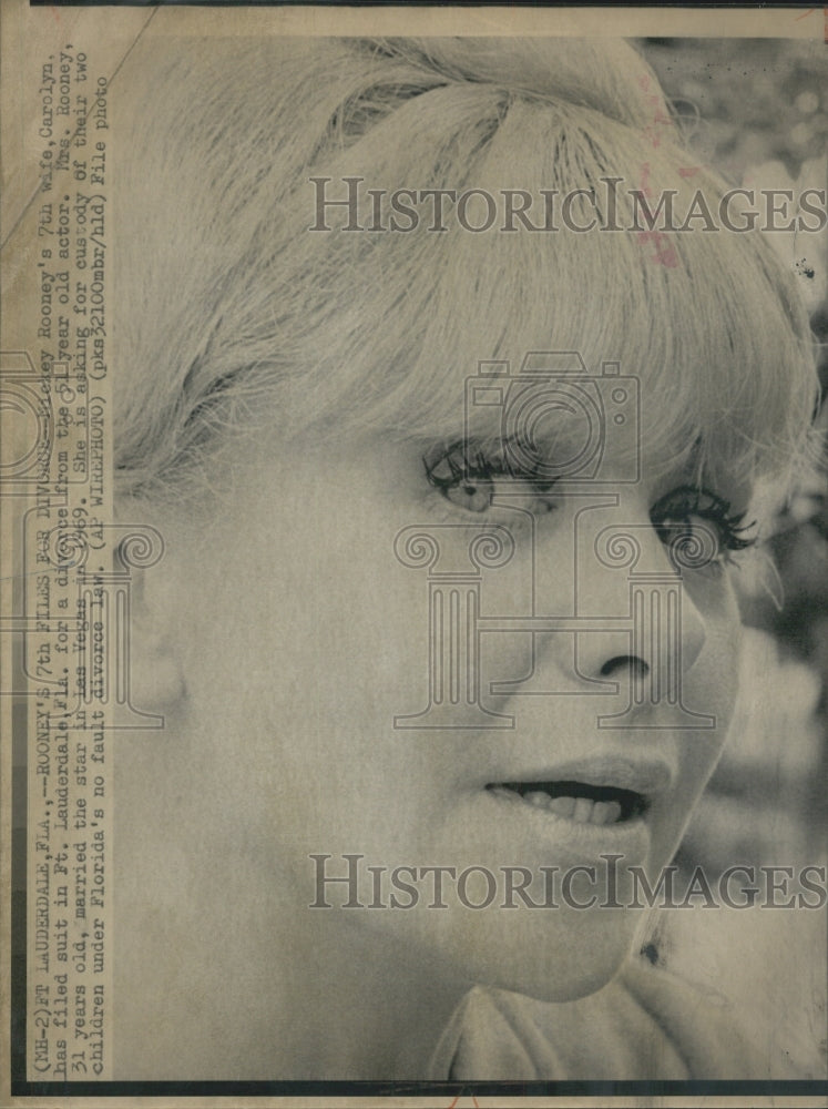 1974 Mickey Rooney&#39;s Wife Carolyn Closeup Files For Divorce - Historic Images