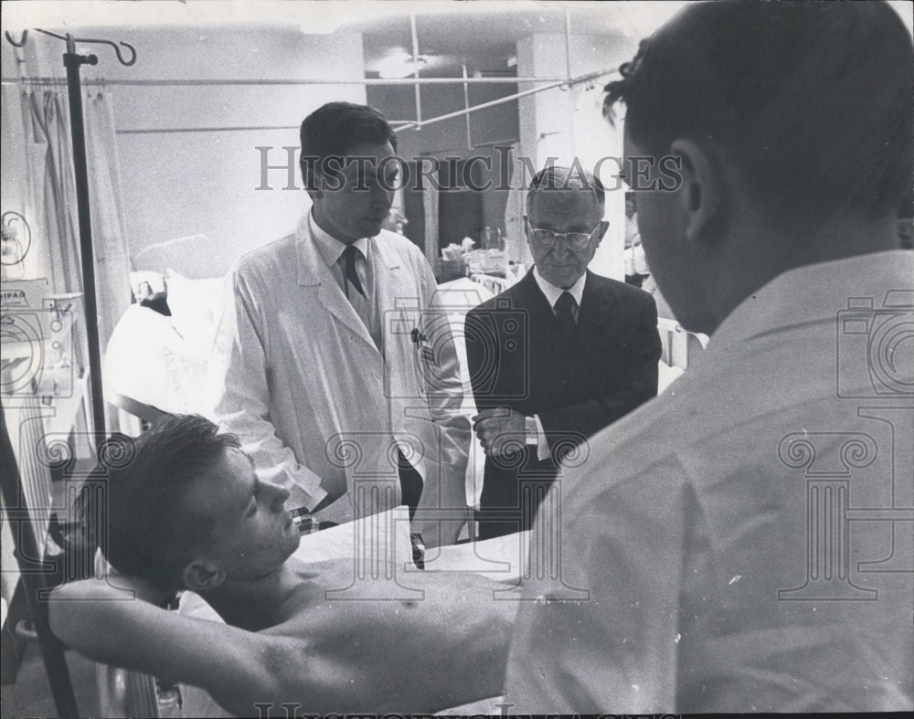 1966 County Hospital Karl Meyer Visiting Patient - Historic Images