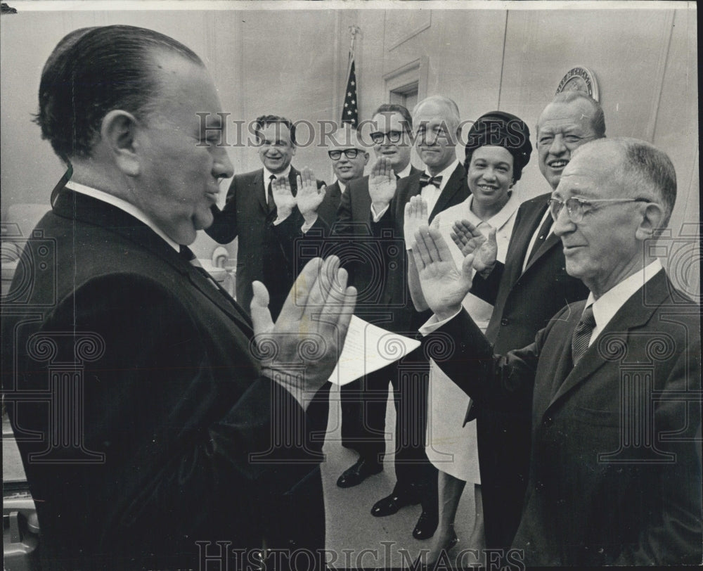 1966 Junior College Board Mayor Daley Swearing In New Members - Historic Images