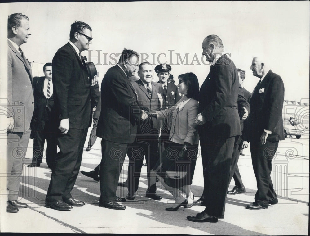 1963 Lucy B Johnson Pres Lyndon Johnson - Historic Images