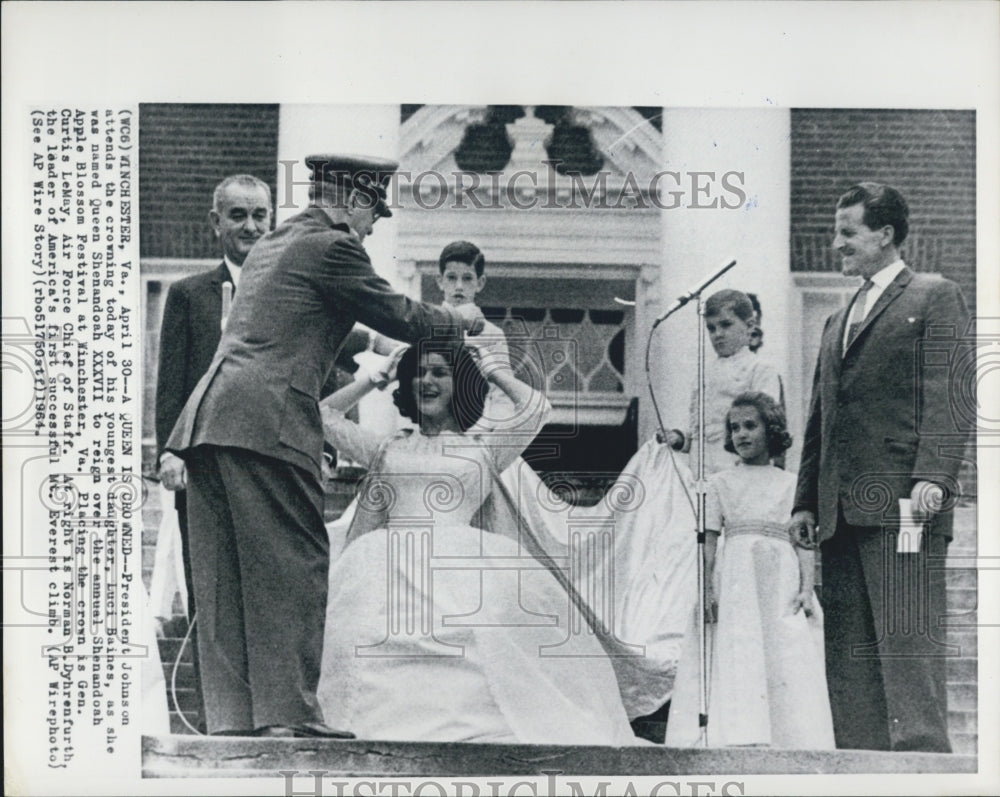 1964 Luci Baines Crowned Queen Shenandoah President Johnson Present - Historic Images