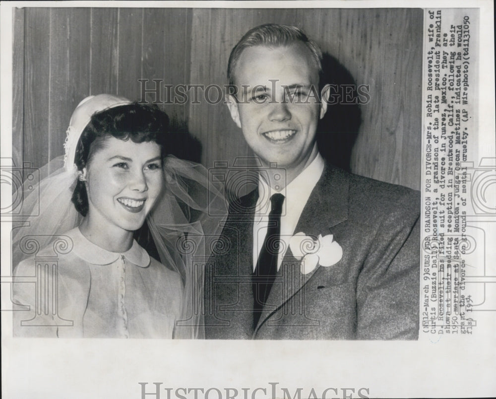 1954 Mr &amp; Mrs Curtis Roosevelt Grandson of FDR - Historic Images