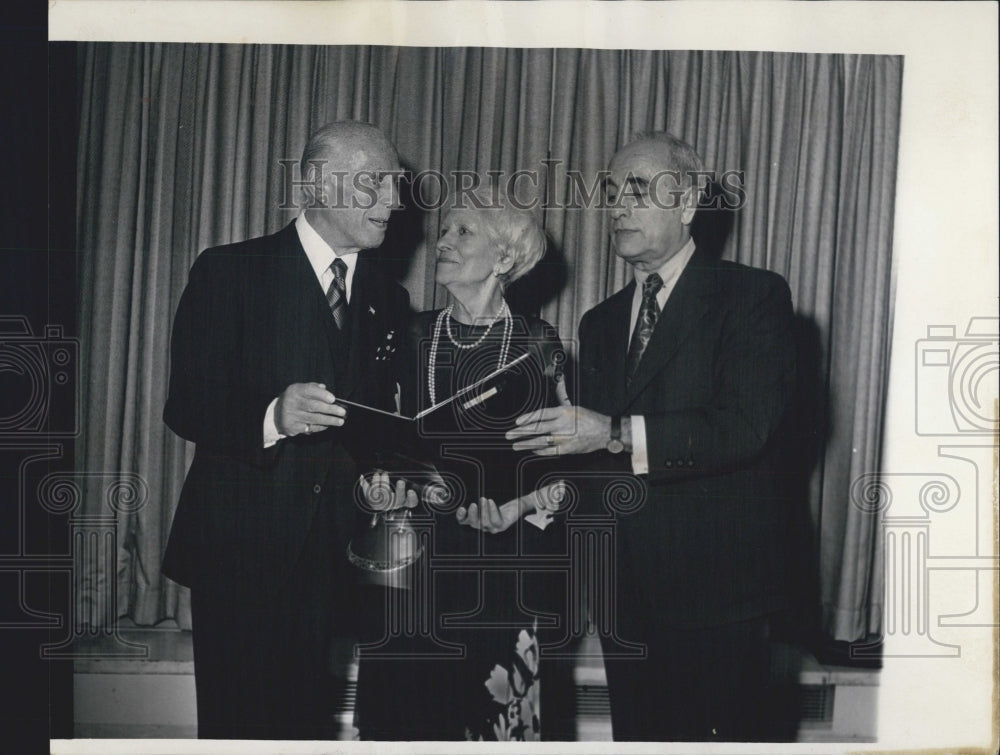 1973 Mrs. Frieda Zlatnik beams with pride with Judge Marovitz - Historic Images