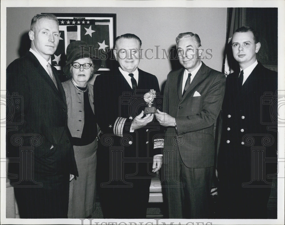 1964 Admiral Howard Yeager is honored for his leadership - Historic Images