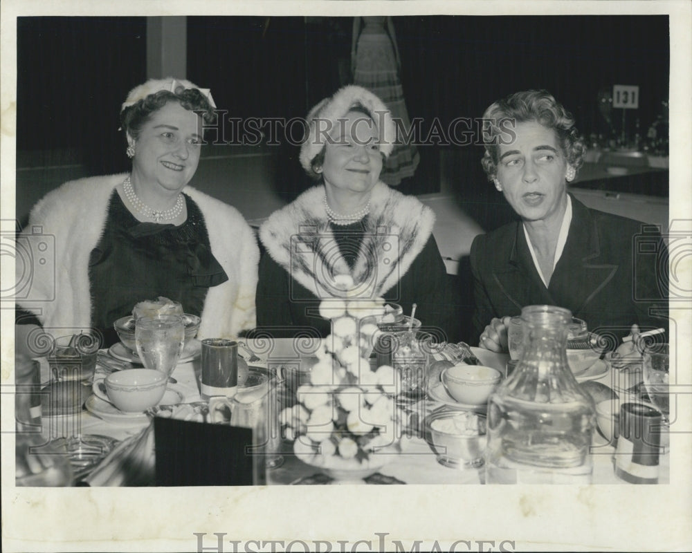 1957 Mrs John Cuneo, Mrs Robert Morse & Mrs Stuart List Fundraiser - Historic Images