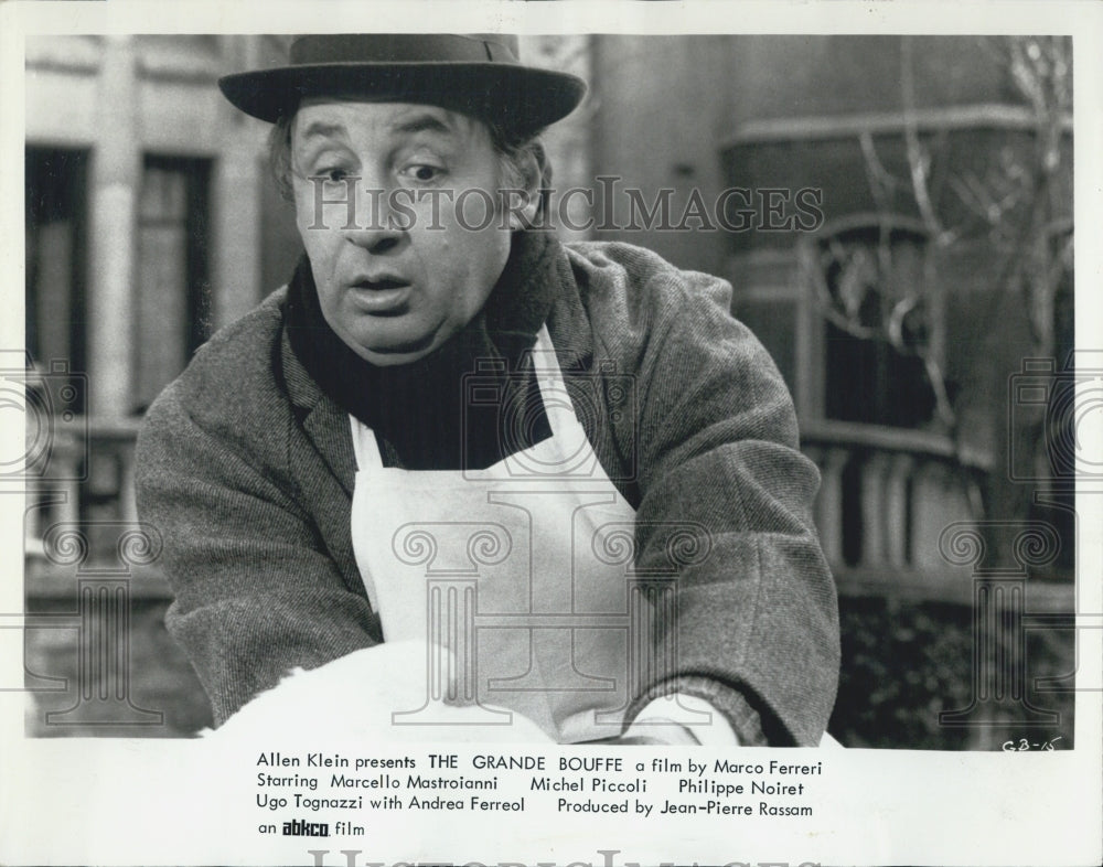 1973 Press Photo The Grande Bouffe Film Actor Philippe Noiret Scene - Historic Images