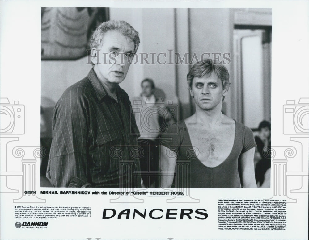 1987 Press Photo Director Herbert Ross and Dancer/Actor Mikhail Baryshnikov - Historic Images