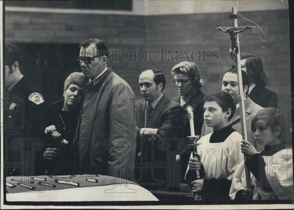 1972 Mr. and Mrs. Leonard Zaleski at Funeral of Son Leonard, Jr. - Historic Images