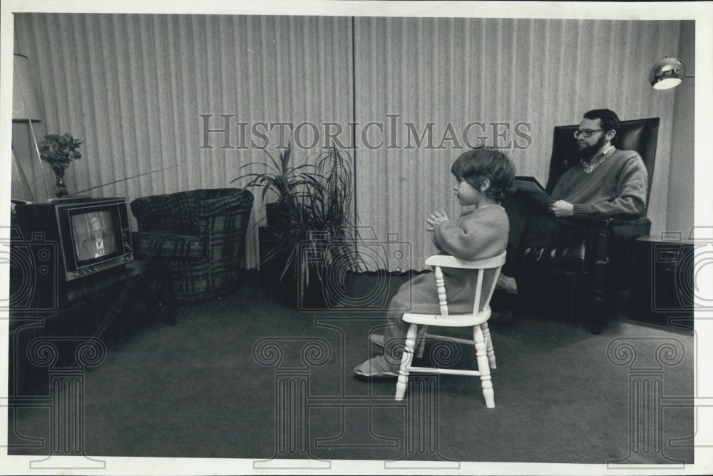 1980 Press Photo David Zarefsky Northwestern University Professor &amp; Daughter - Historic Images