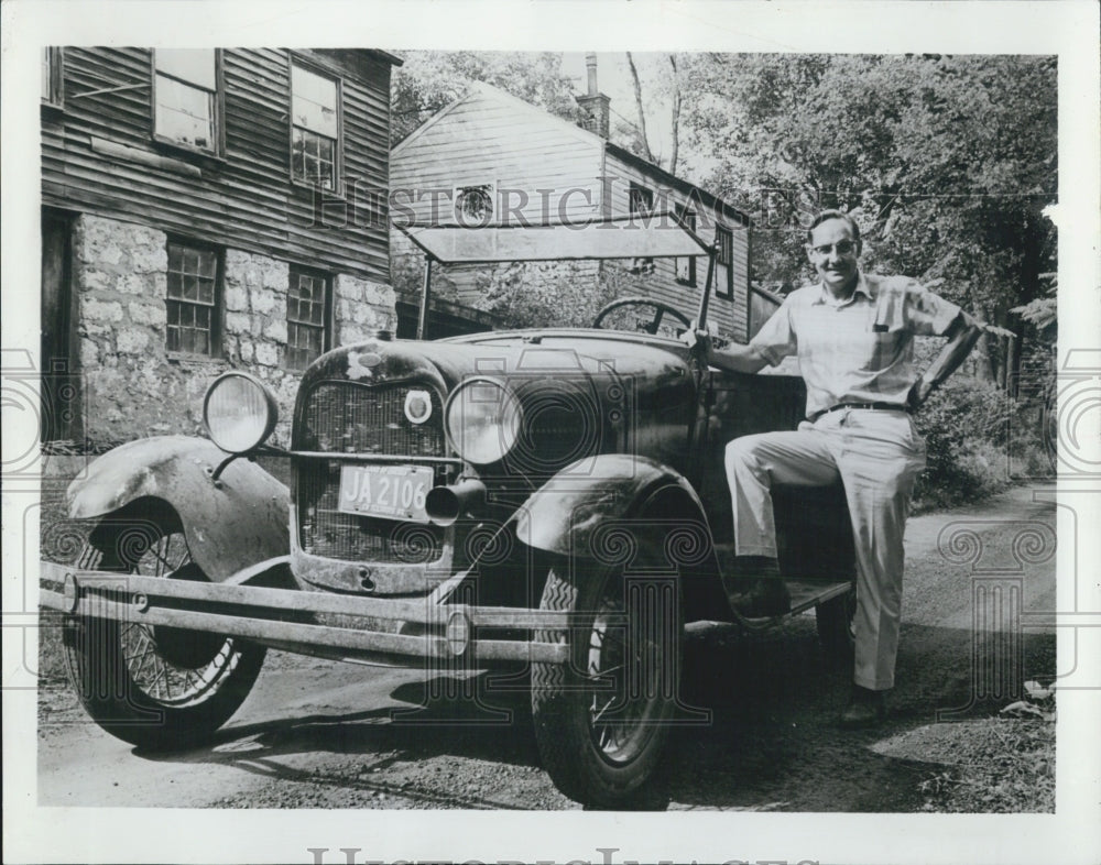 1969 Clint Youle &quot;Three from Illinois&quot; Model A Ford CBS TV Actor - Historic Images