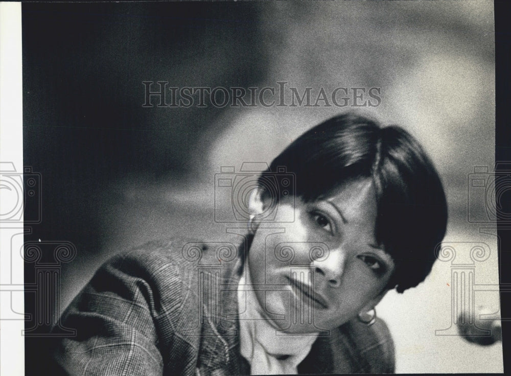 1977 Press Photo Open Lands Project Executive Director April Young - Historic Images