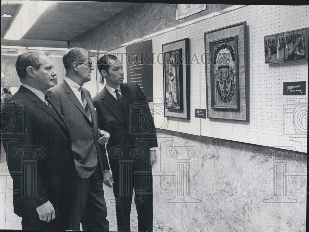 1968 George B. Young Frank Wood &amp; Roger Gilmore Chicago Art Exhibit - Historic Images
