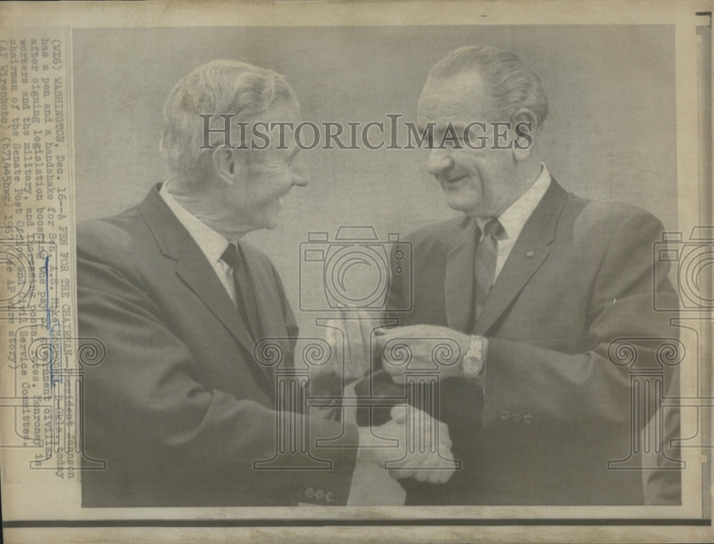 1957 President Johnson Senator Mike Monroney Signed Legislation - Historic Images
