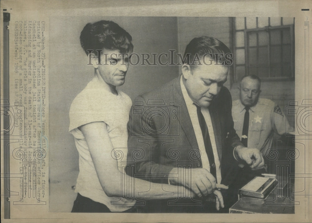 1969 Press Photo Roger Vernon MillerNorth Carolina Officer Warren Campbell - Historic Images