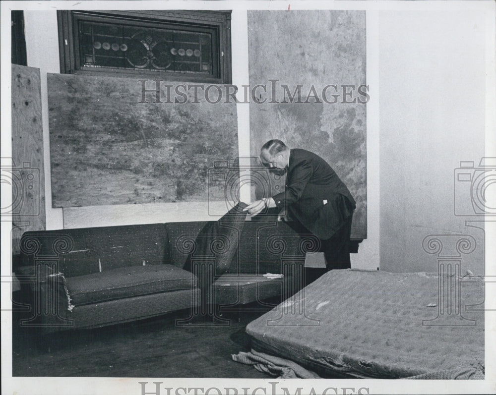 1964 Sergent William Frederickson Police Officer Crime Scene - Historic Images