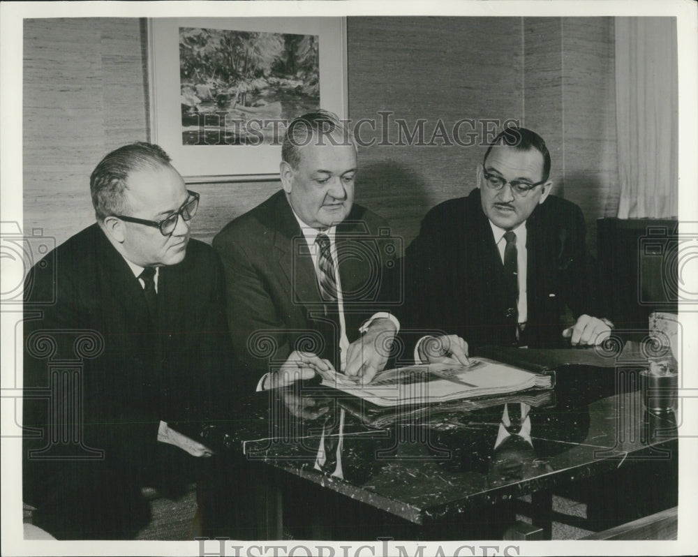 1963 Press Photo Morgan Laundry Anniversary - RSG05993 - Historic Images