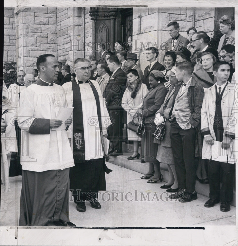 1962 Reverend James Montgomery Leaving Cathedral St James - Historic Images