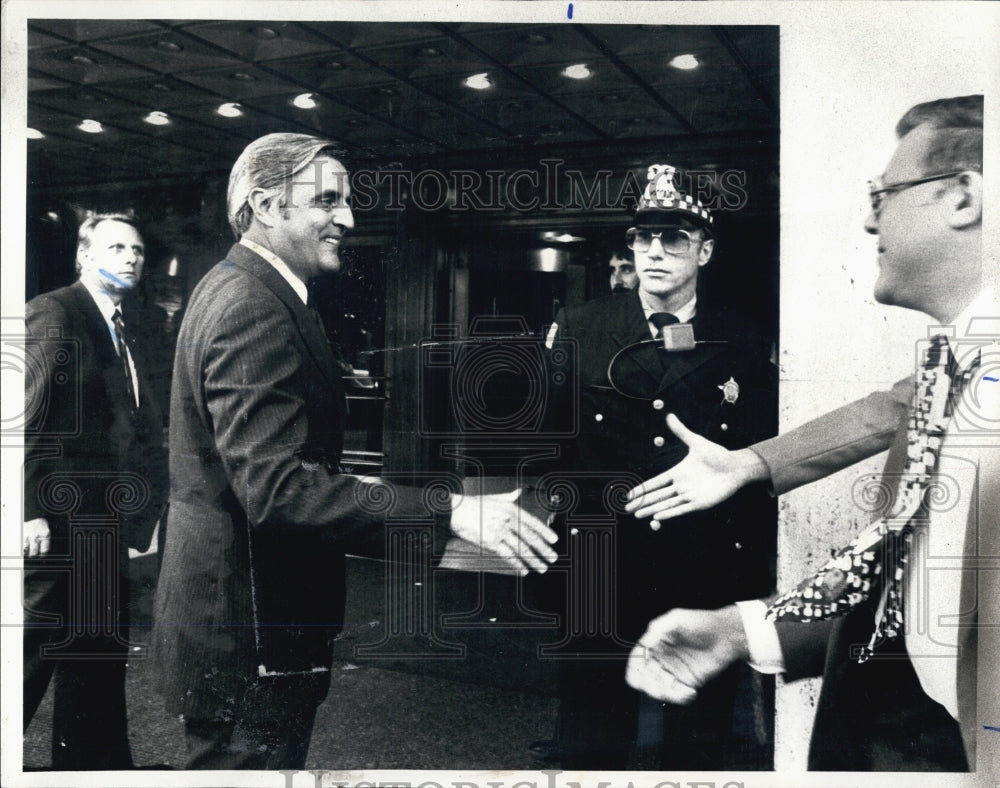 1978 Vice President Walter Mondale At Chicago For Press Conference - Historic Images