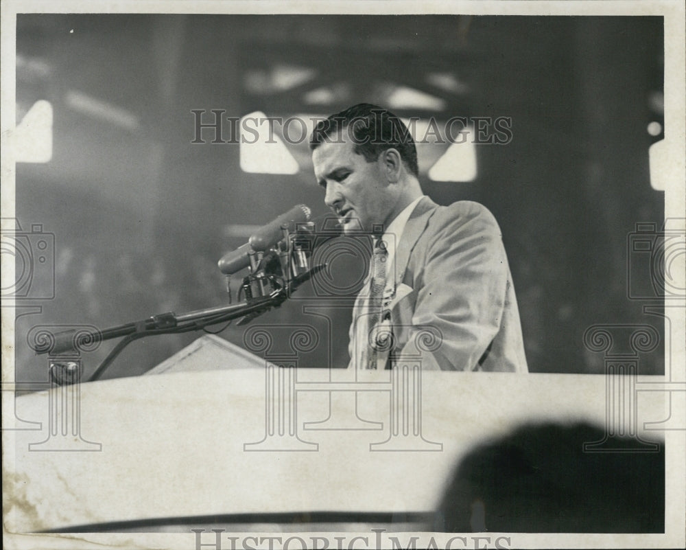 1952 Michigan Senator Blair Moody At Chicago Democratic Convention - Historic Images