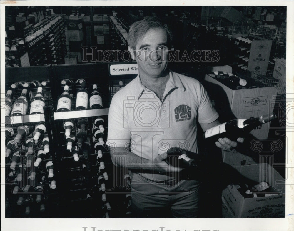 1985 Press Photo Fred Rosen Store owner Sam&#39;s Wome Warehouse - Historic Images