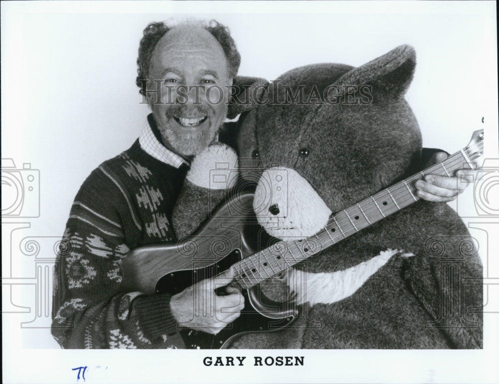 1995 Press Photo Gary Rosen Guitarist Musician Teddy Bear Jamboree - Historic Images